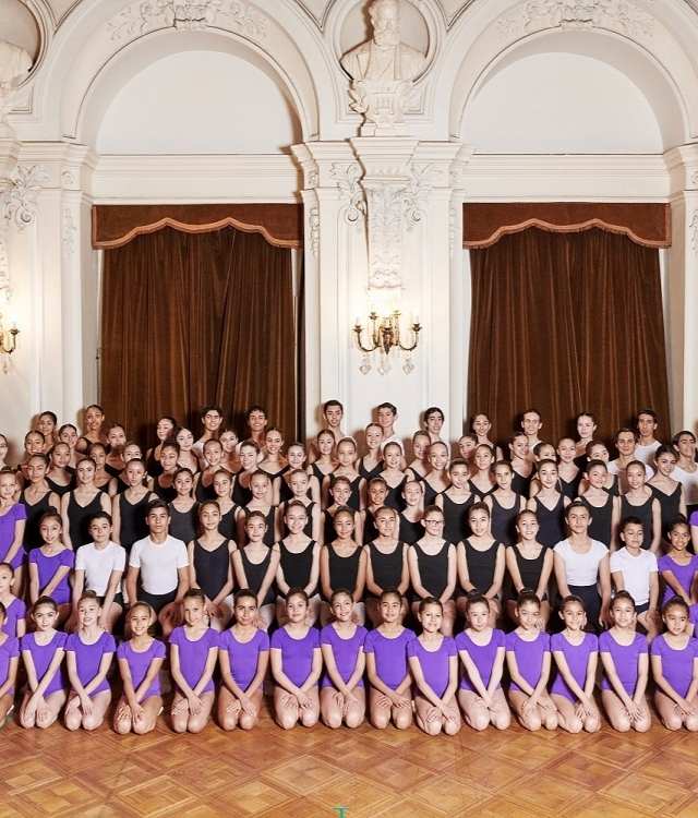 Escuela de Ballet del Teatro Municipal